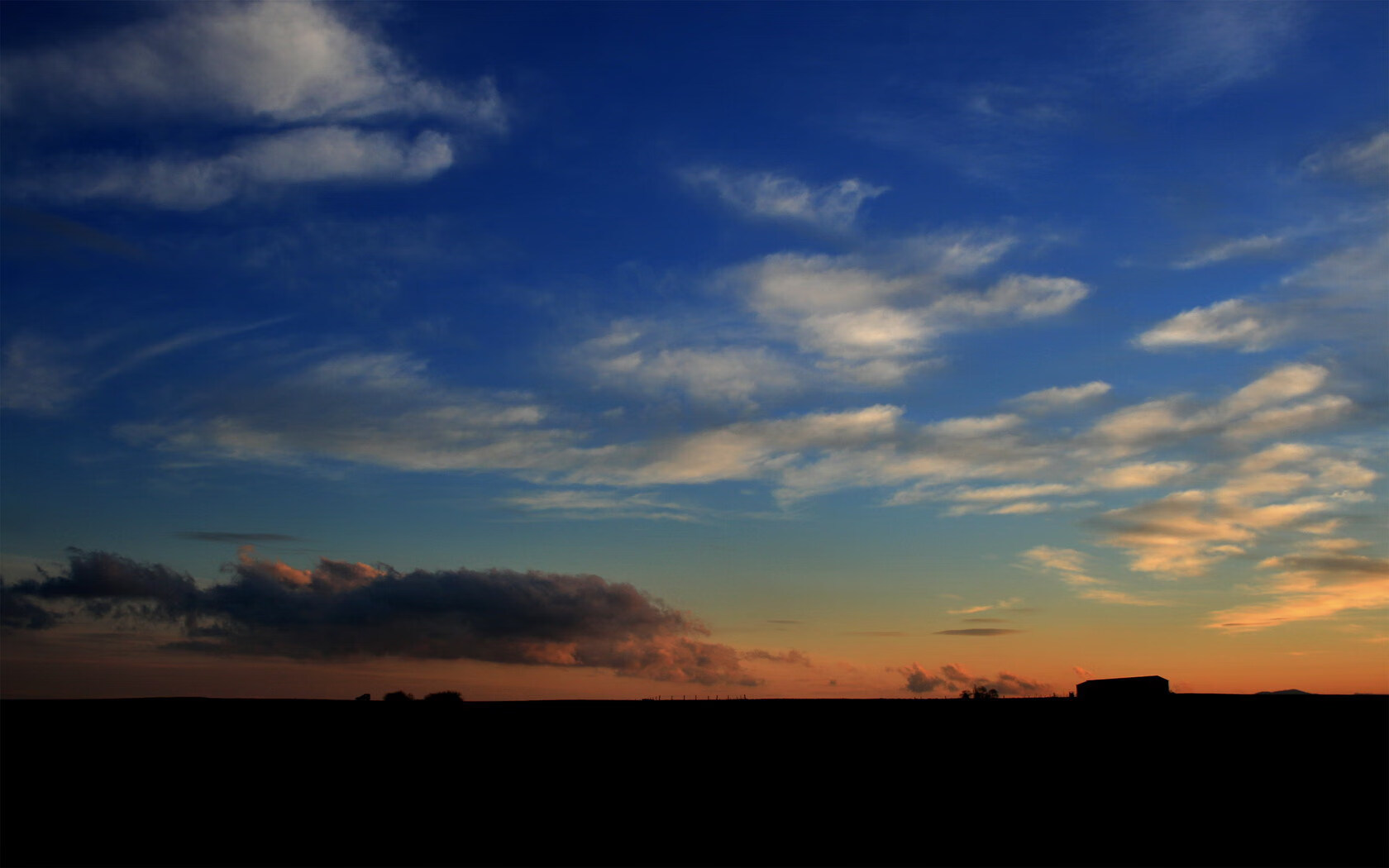 《行业合作模式创新:电竞与旅游、餐饮的跨界融合》,电竞合作案例