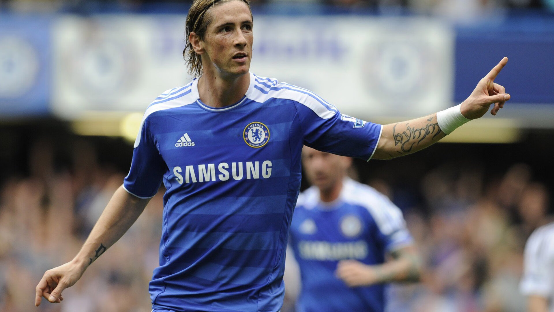 世界杯史诗级比赛：逆境逆袭的经典瞬间，世界杯最经典的一场比赛