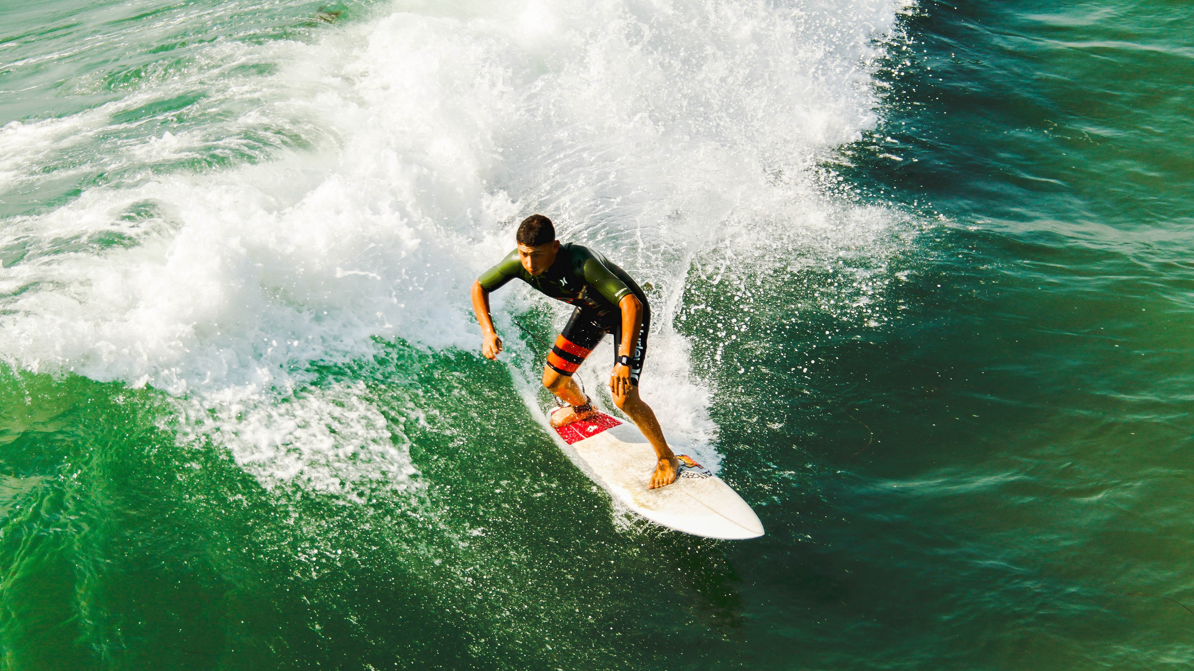 克莱尔·温斯坦：稳健步伐冲击领奖台，克里夫-莱温斯顿