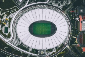 AYX体育-摩纳哥仰泳选手状态回暖，摩纳哥冠军